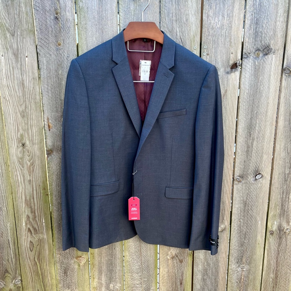 *NWT Express Wrinkle Resistant Extra Slim Blazer in Charcoal Size 44R
